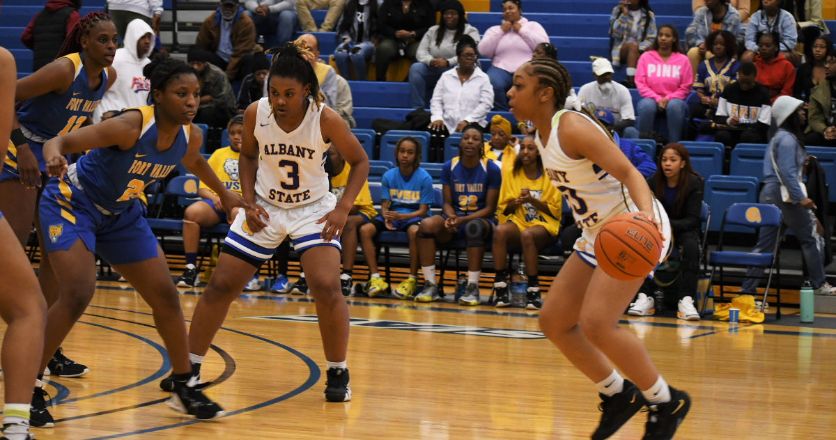 Womens Basketball Game